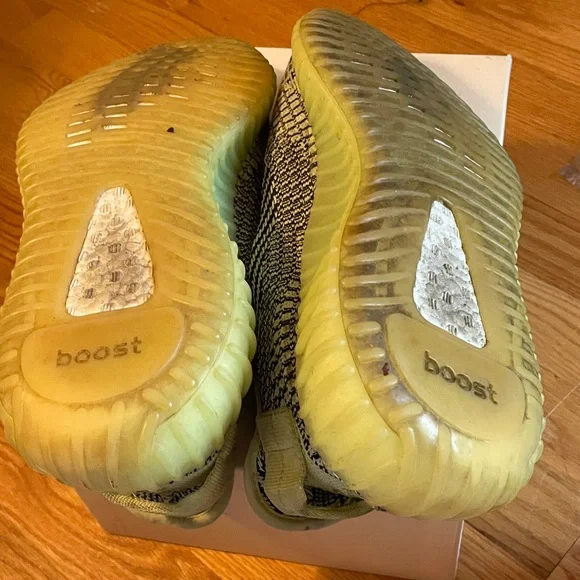 Adidas Knit Sneakers with Light Blue and Yellow Accents - Picture 4 of 6